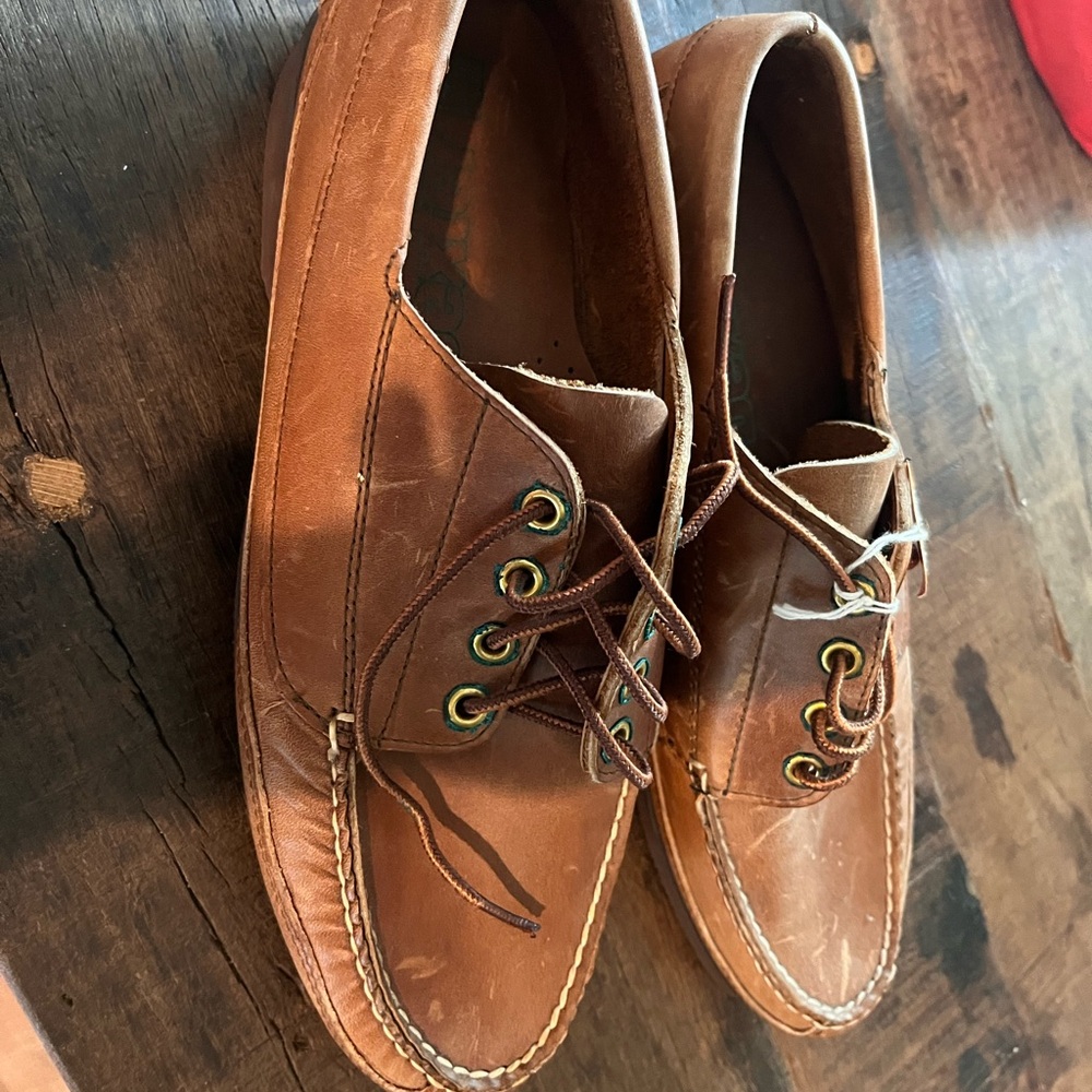 Dexter Brown Boat Shoes with Moccasin Stitching
